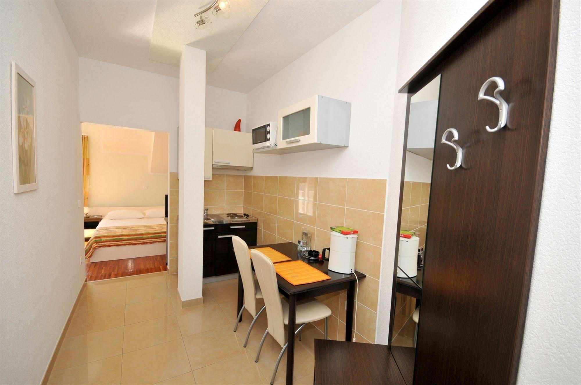 Gasthof & Maslina Trogir
